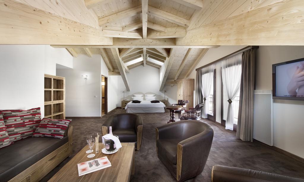 Auberge De Savoie Moutiers  Εξωτερικό φωτογραφία